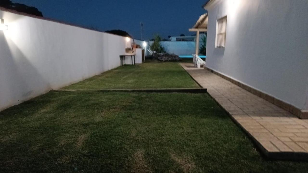 Las Casitas De La Barrosa Con Jardin Y Piscina ชิกลานา เด ลา ฟรอนเตรา ภายนอก รูปภาพ